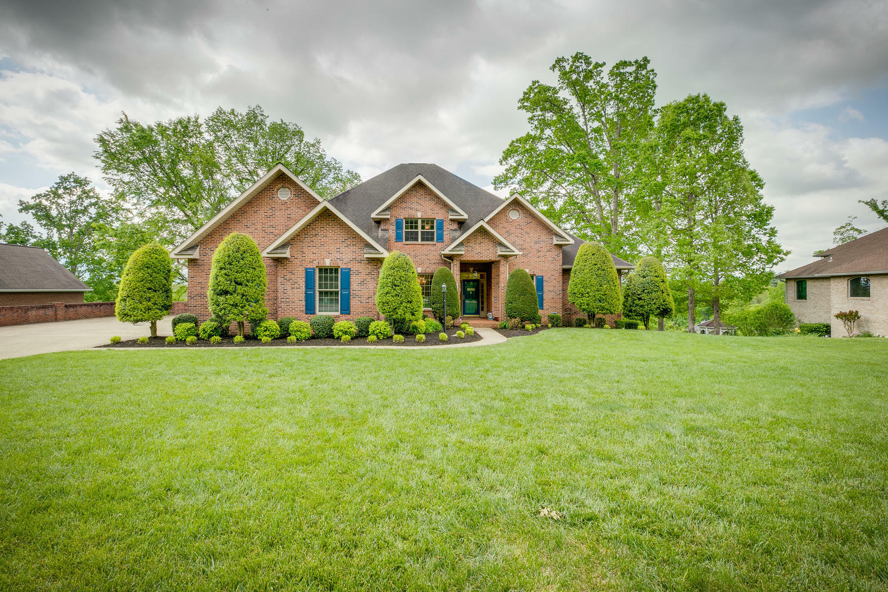 Property Photo:  330 Golf Trace Drive  TN 37743 