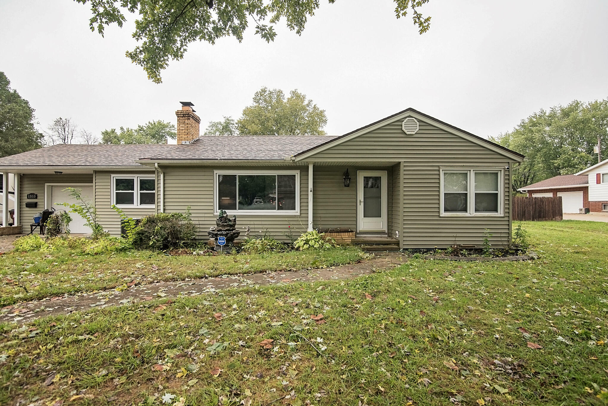 Property Photo:  1353 Eastview Drive  OH 45324 