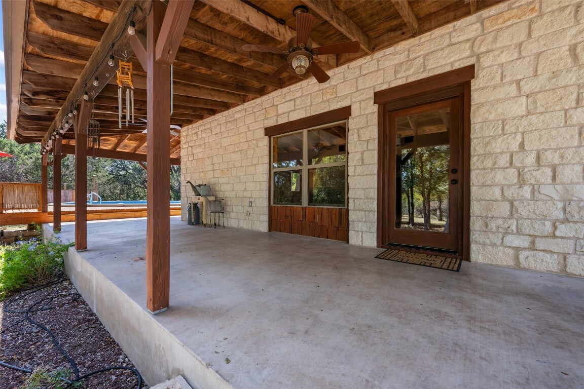Property Photo: 507 County Road 200D TX 78611