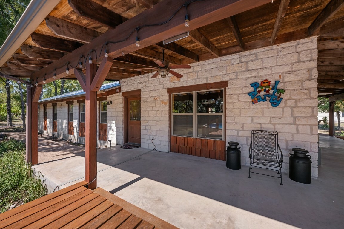 Property Photo: 507 County Road 200D TX 78611