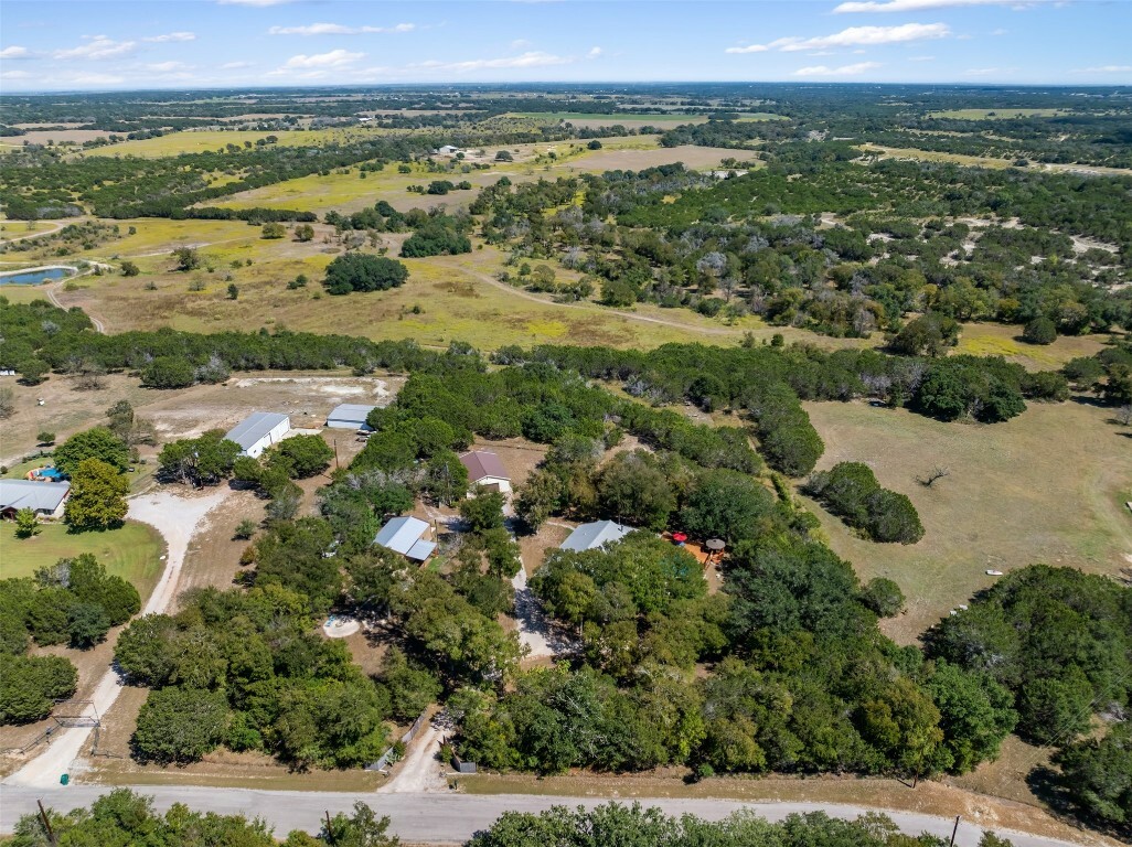 Property Photo:  507 County Road 200D  TX 78611 