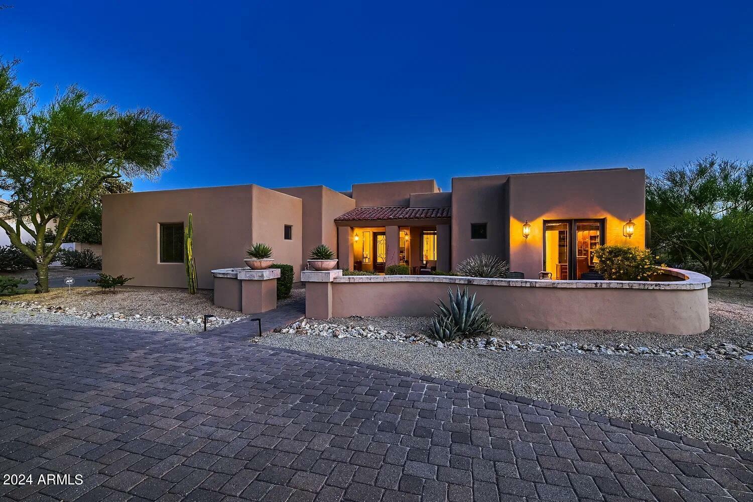 Property Photo: 26615 N 71st Place AZ 85266
