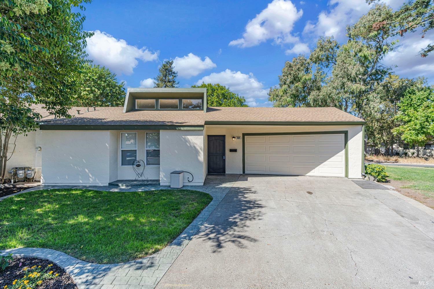 Property Photo:  934 W W 9th Street  CA 95401 