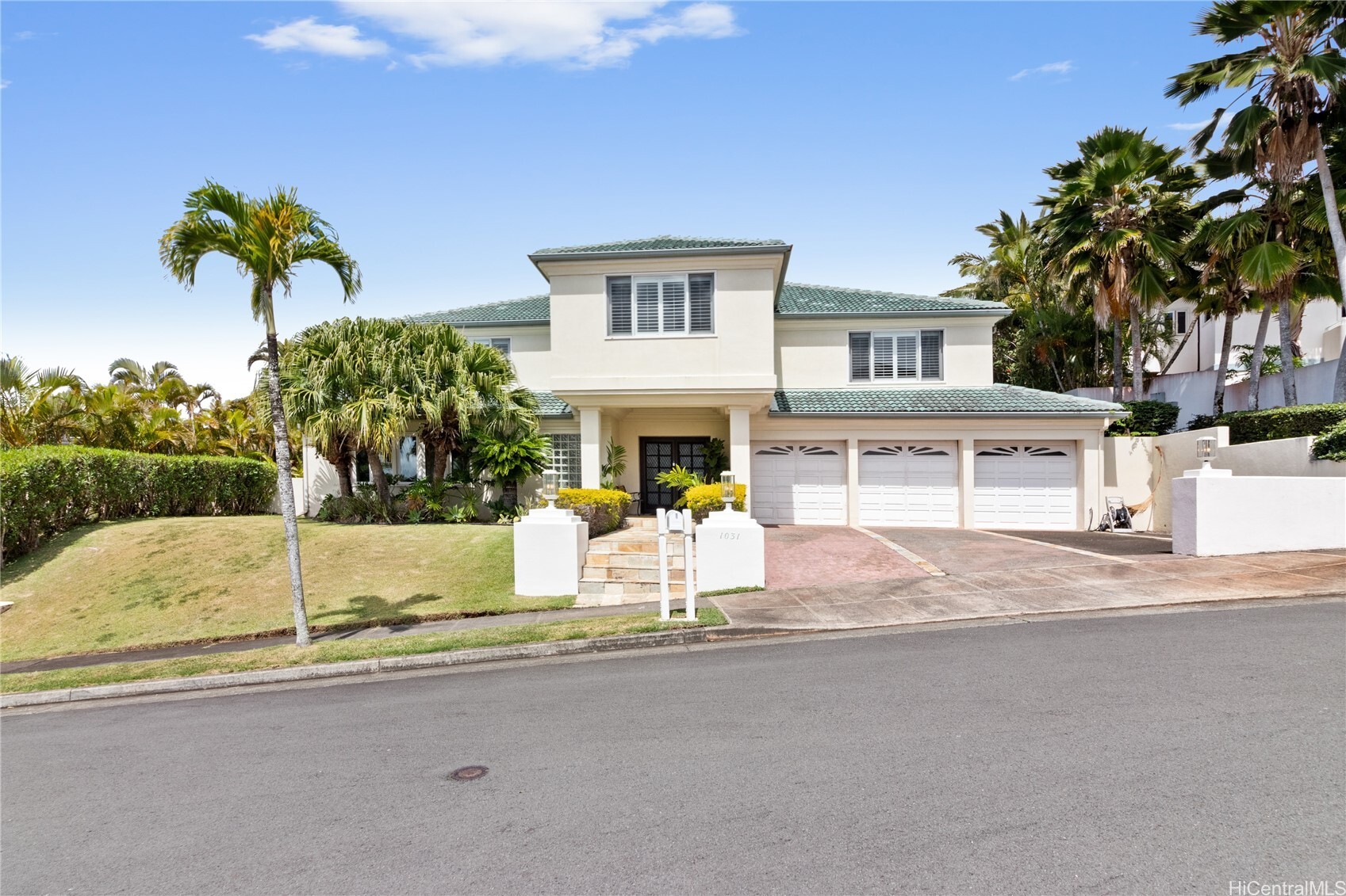 1031 Ikena Circle  Honolulu HI 96821 photo