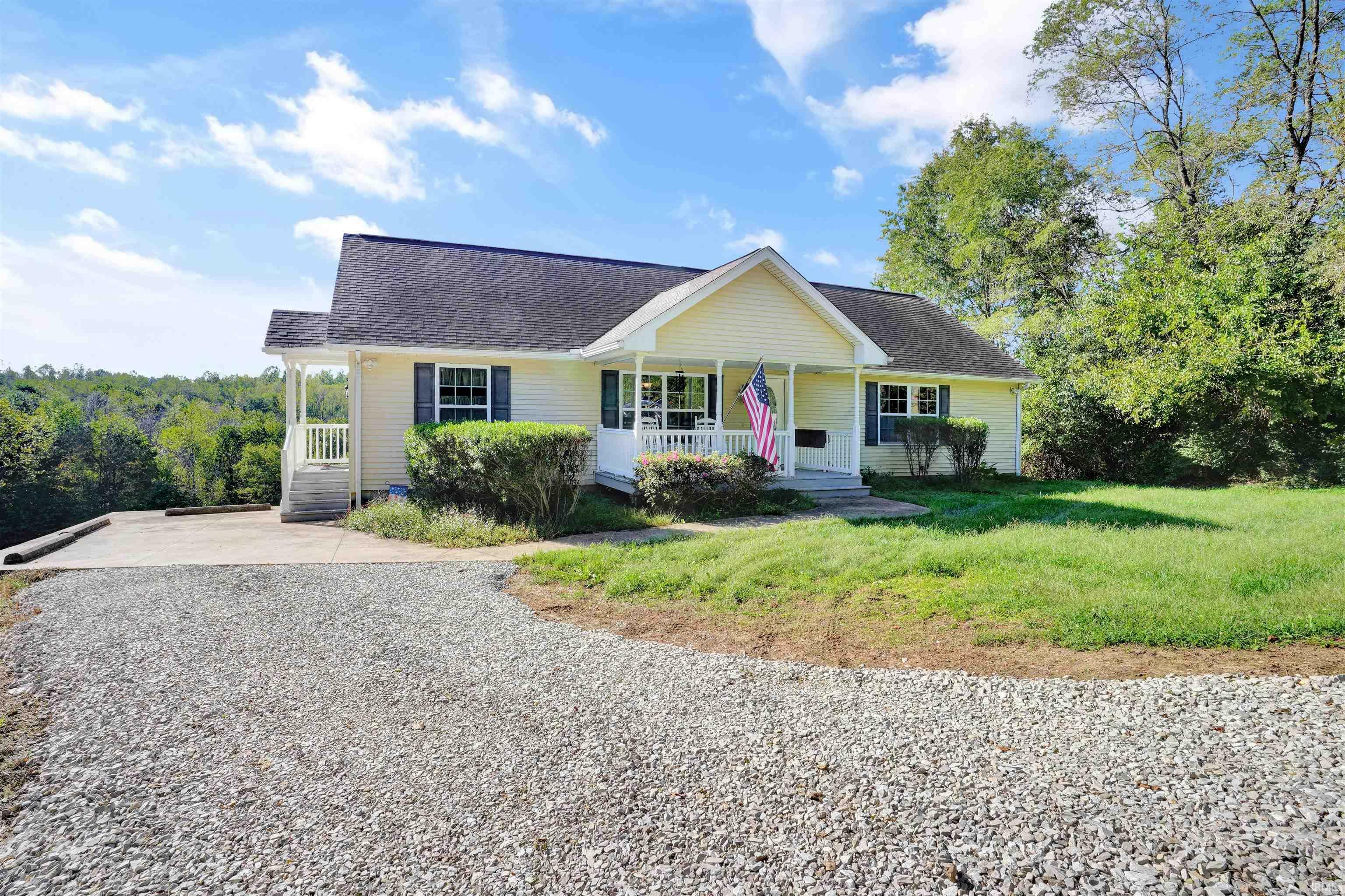 Property Photo:  7315 S County Road 200 W  IN 47660 