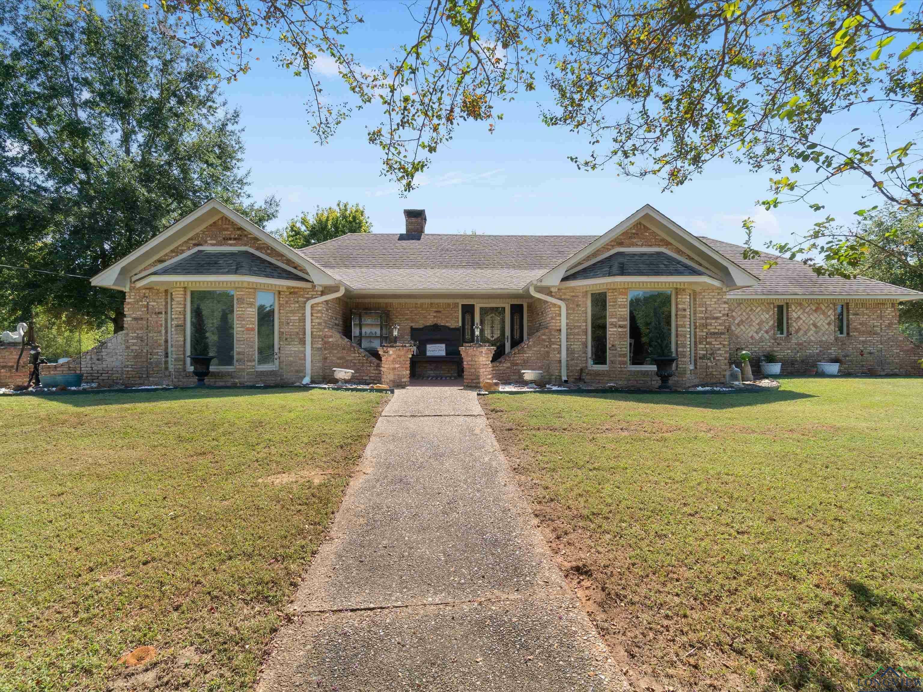 212 Pyeatt  Gladewater TX 75647 photo