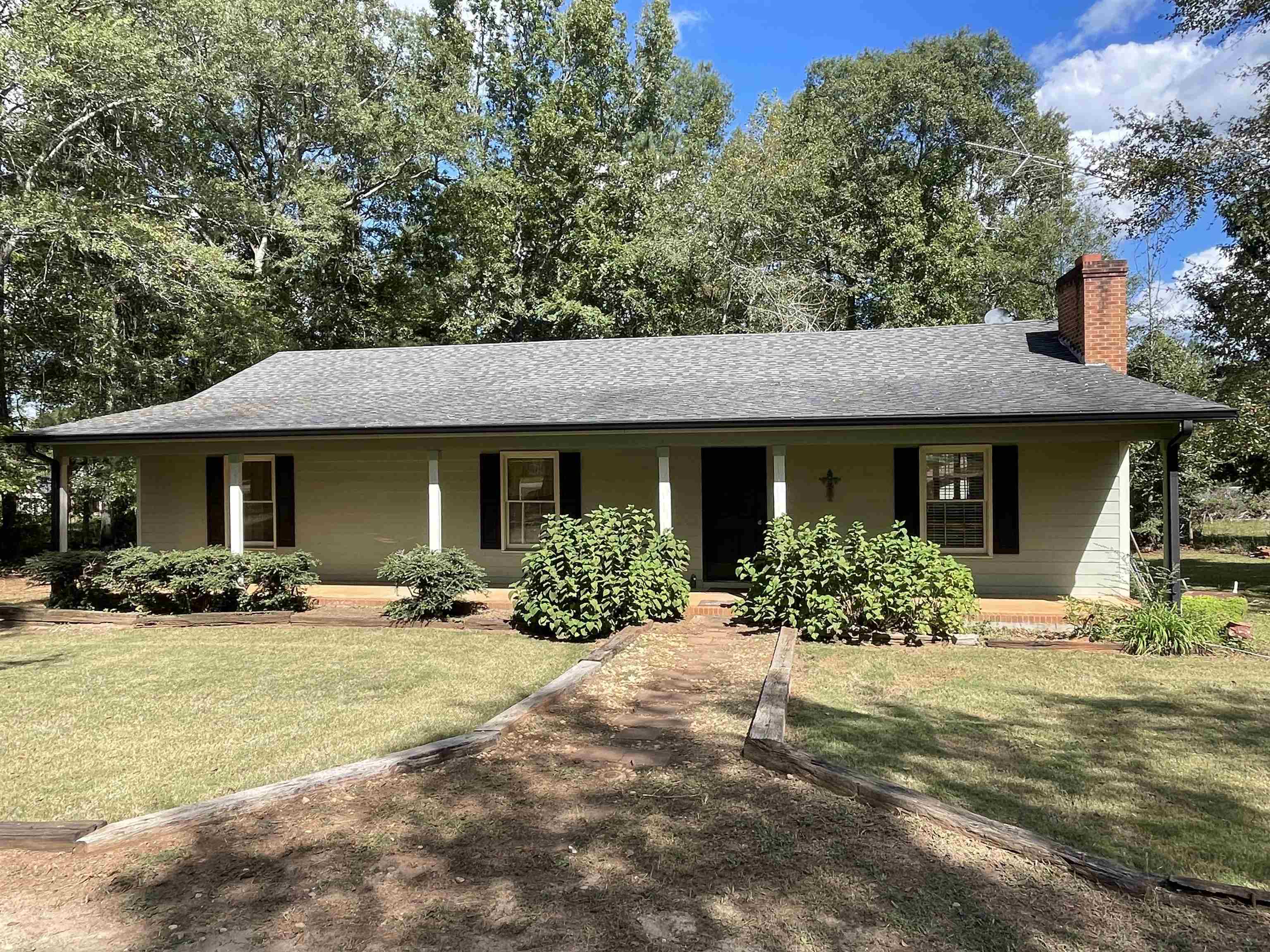 Property Photo:  1381 Durden Road  GA 30663 