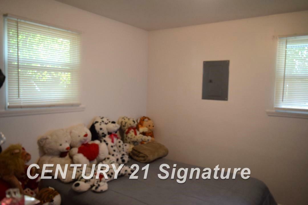 Property Photo:  1833 Arthur Street  MI 48602 