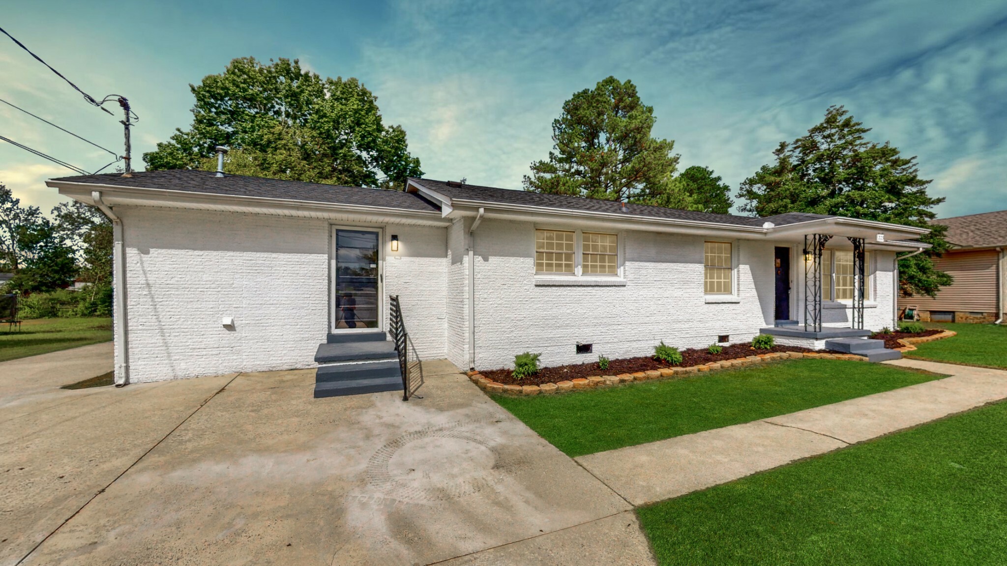 Property Photo:  223 Davis St  TN 37160 