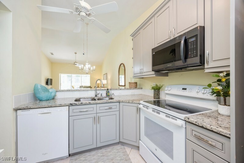 Property Photo:  1024 Mainsail Drive 522  FL 34114 