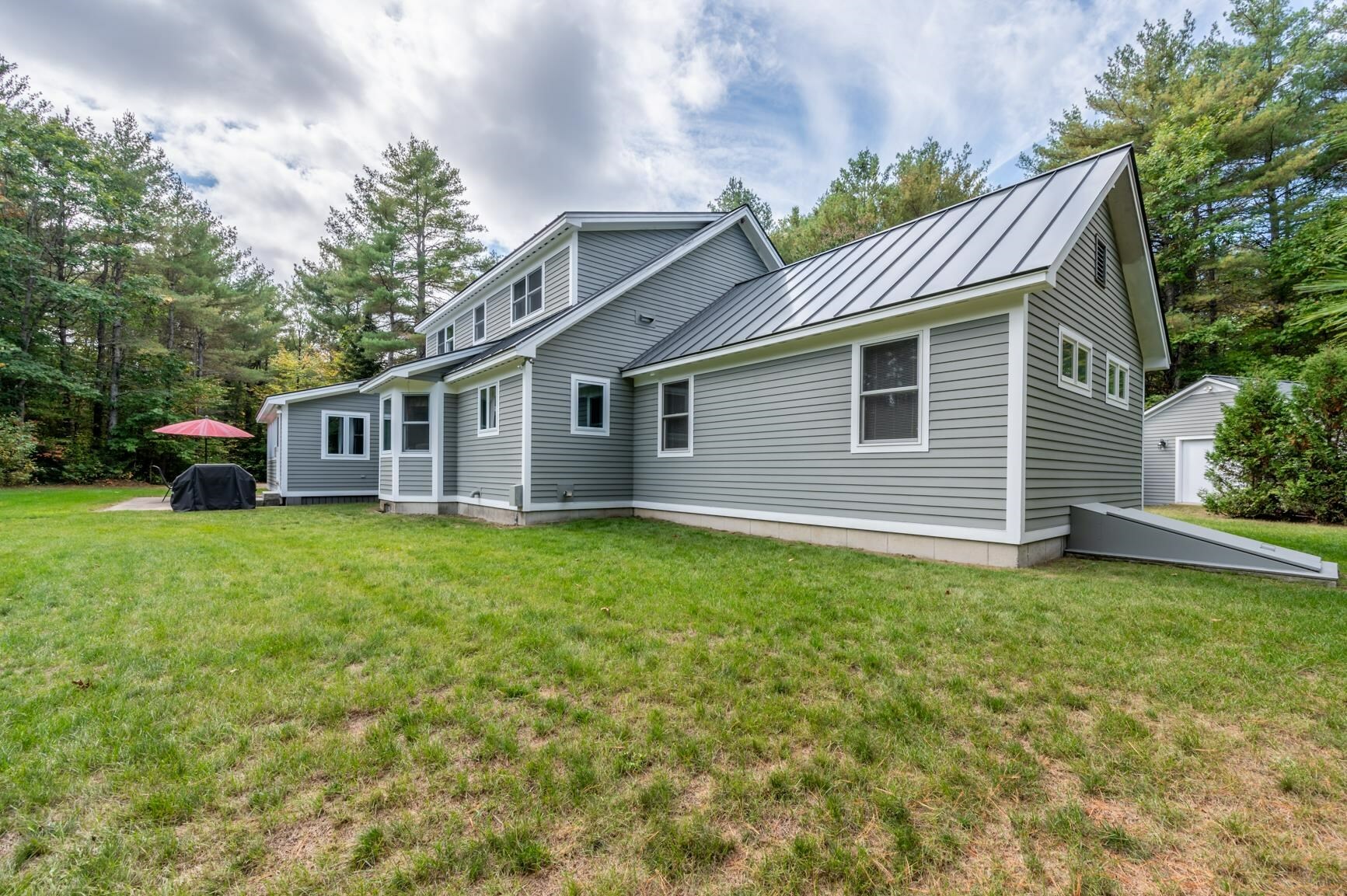 Property Photo:  114 Stonebridge Road  NH 03287 