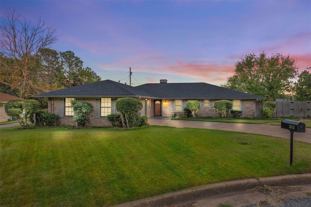 Property Photo:  3512 Ransom Circle  TX 75020 