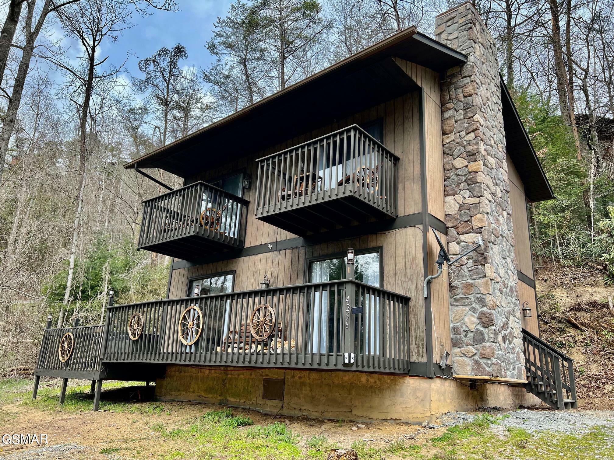 4256 New Pioneer Trail  Pigeon Forge TN 37863 photo