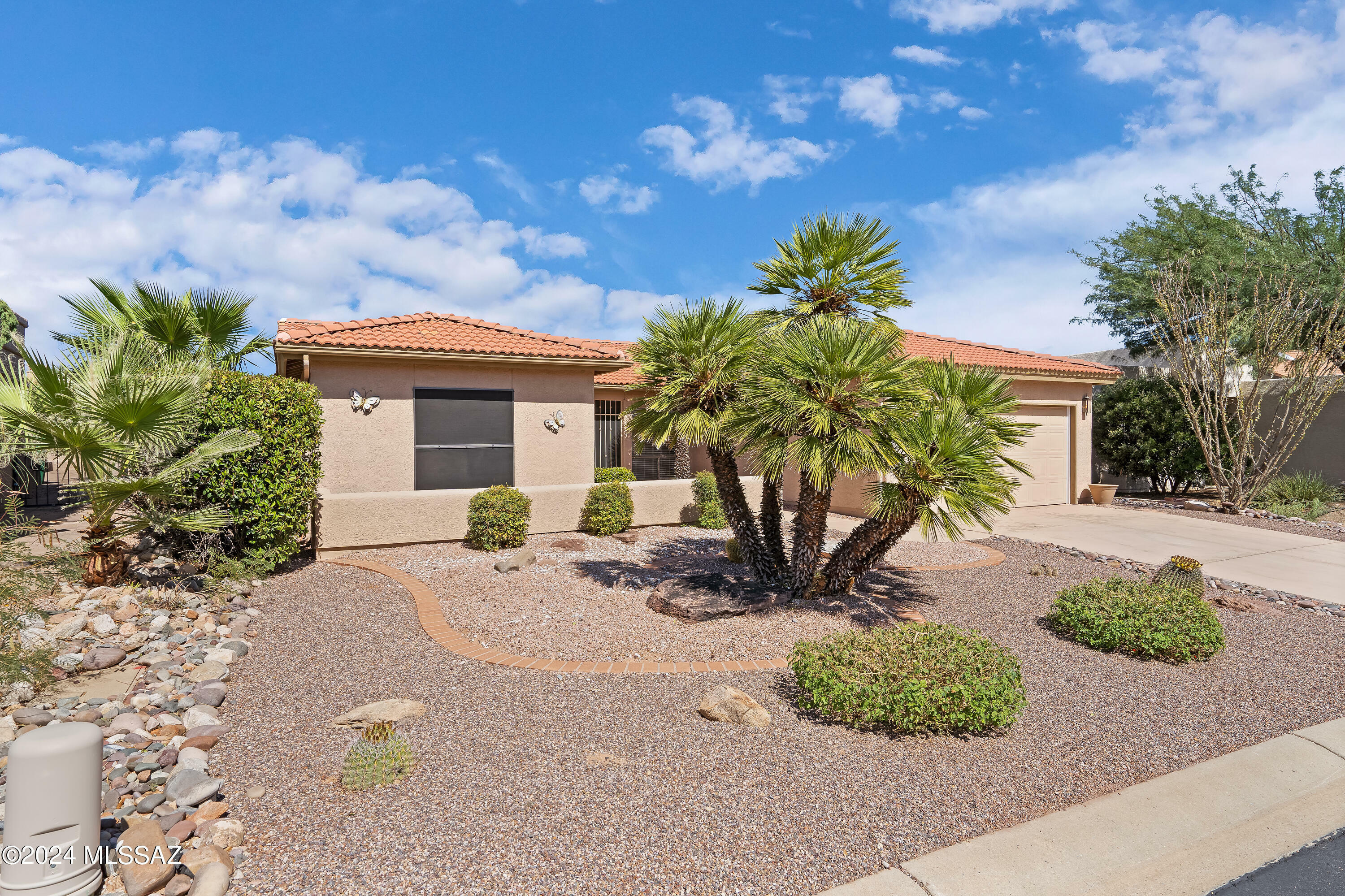 Property Photo:  64498 E Squash Blossom Lane  AZ 85739 