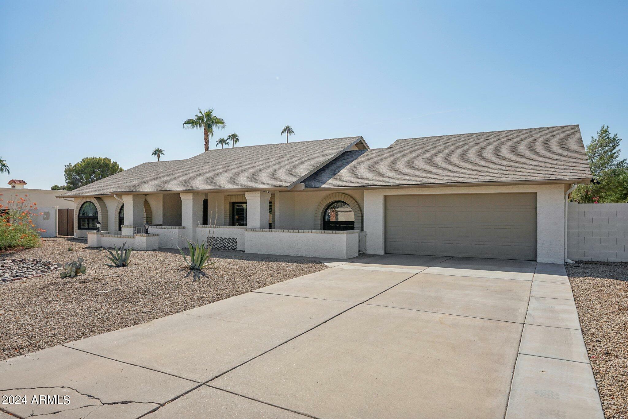 Property Photo:  61 W Secretariat Drive  AZ 85284 