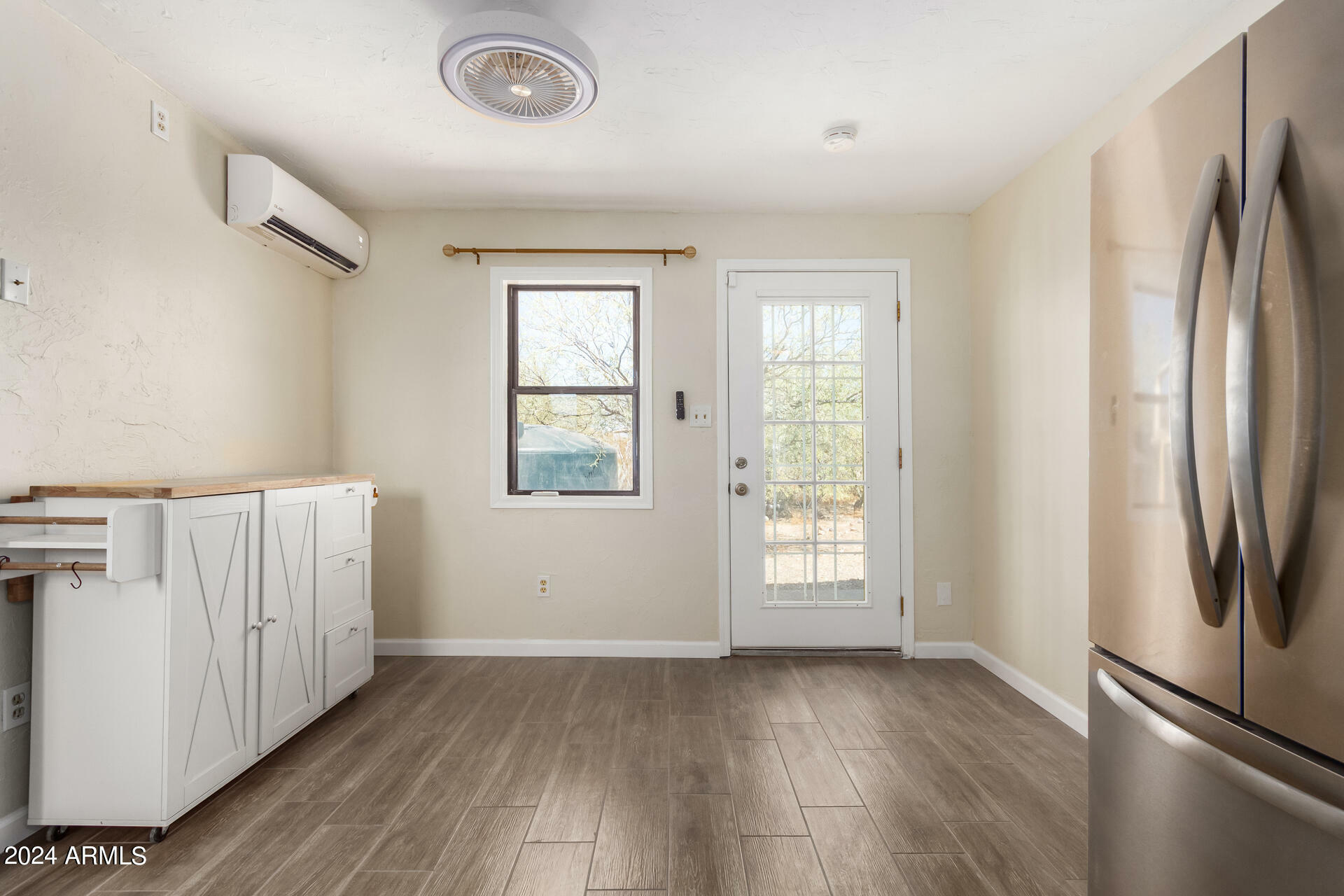 Property Photo:  35033 N 12th Street 1  AZ 85086 