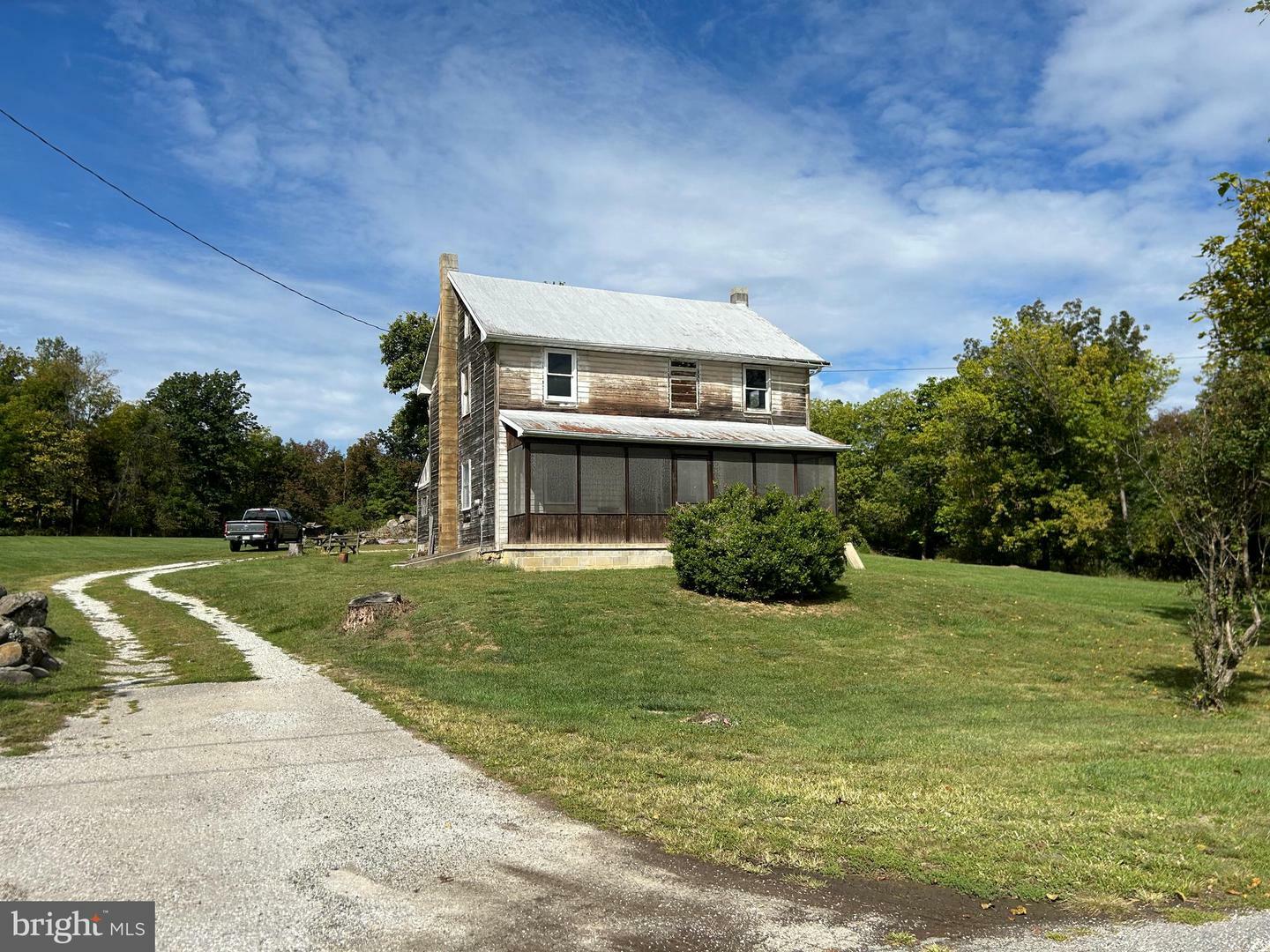 Property Photo:  1319 Knoxlyn Road  PA 17325 