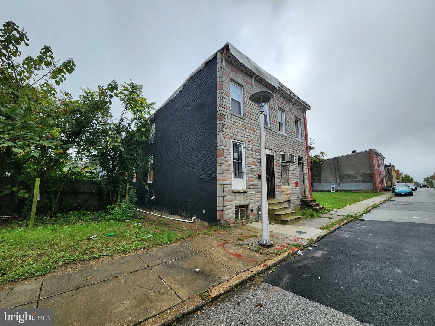 Property Photo:  2001 Christian Street  MD 21223 