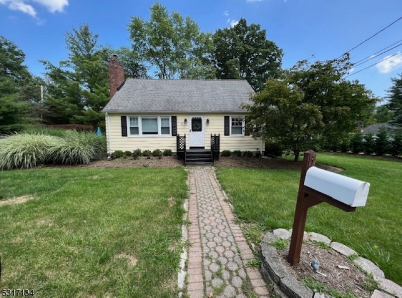 Property Photo:  1 Emmett St  NJ 07928 