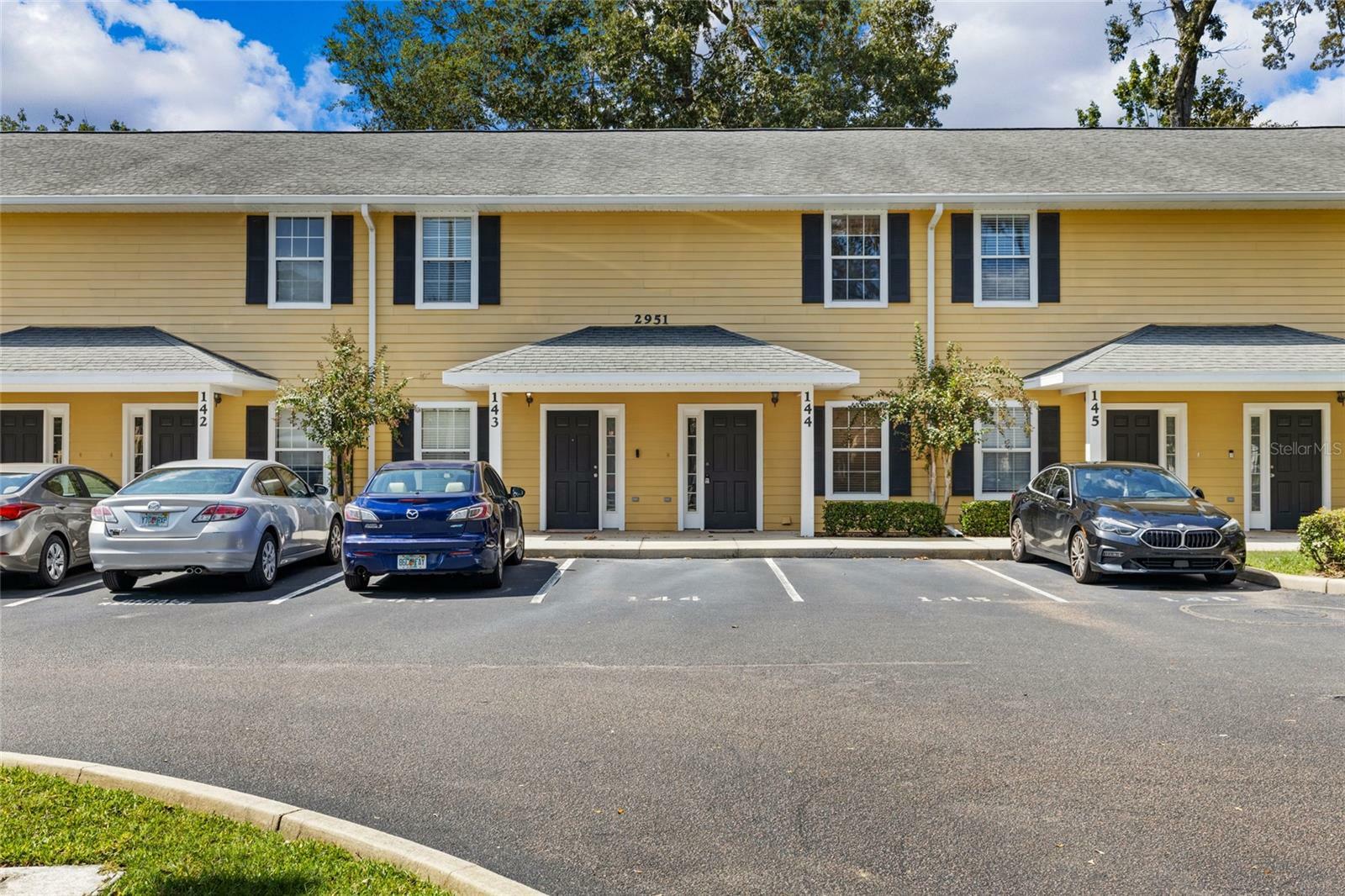 Property Photo: 2951 SW 35th Place 144 FL 32608