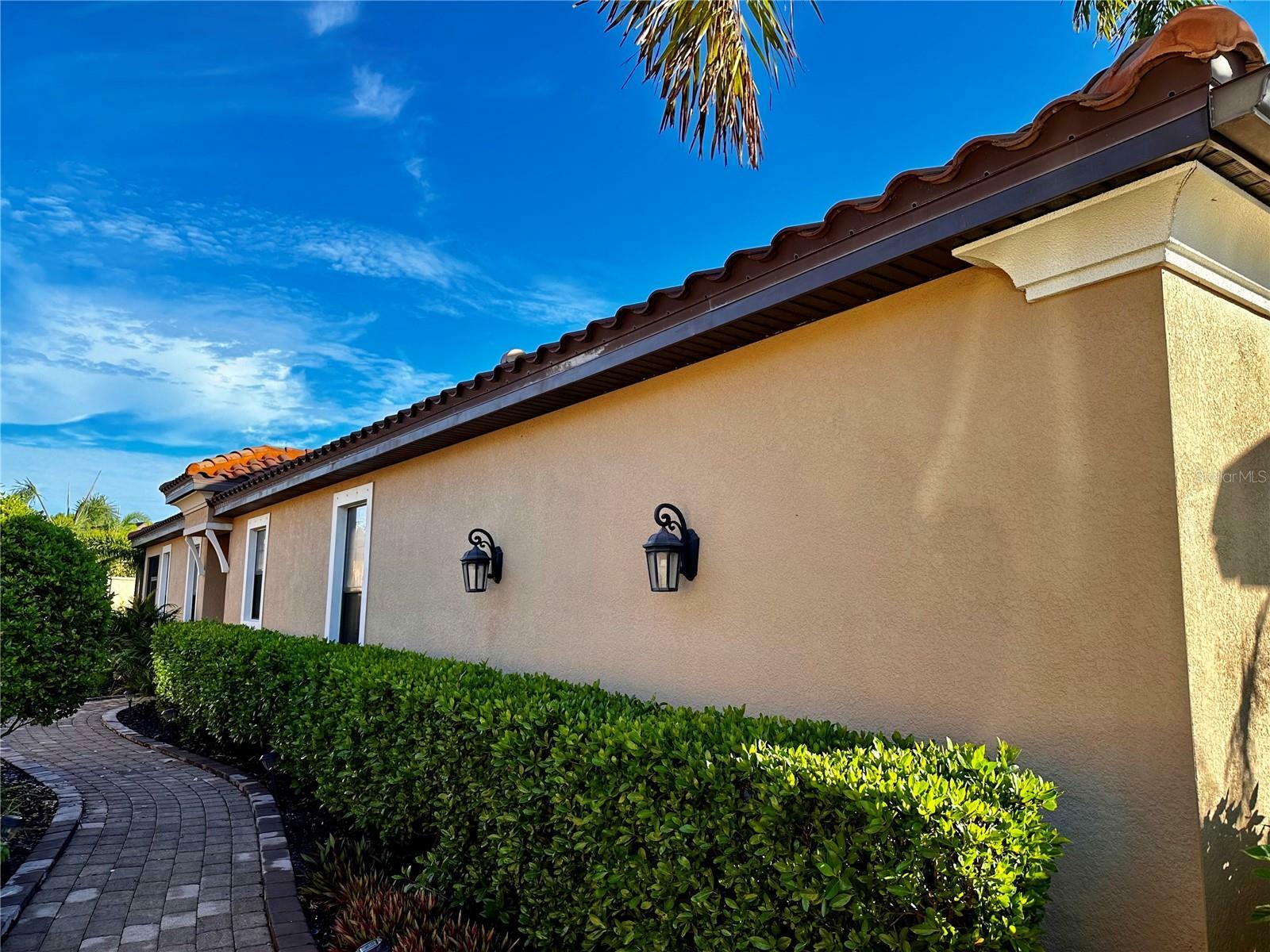 Property Photo:  4740 Stafford Court  FL 34221 