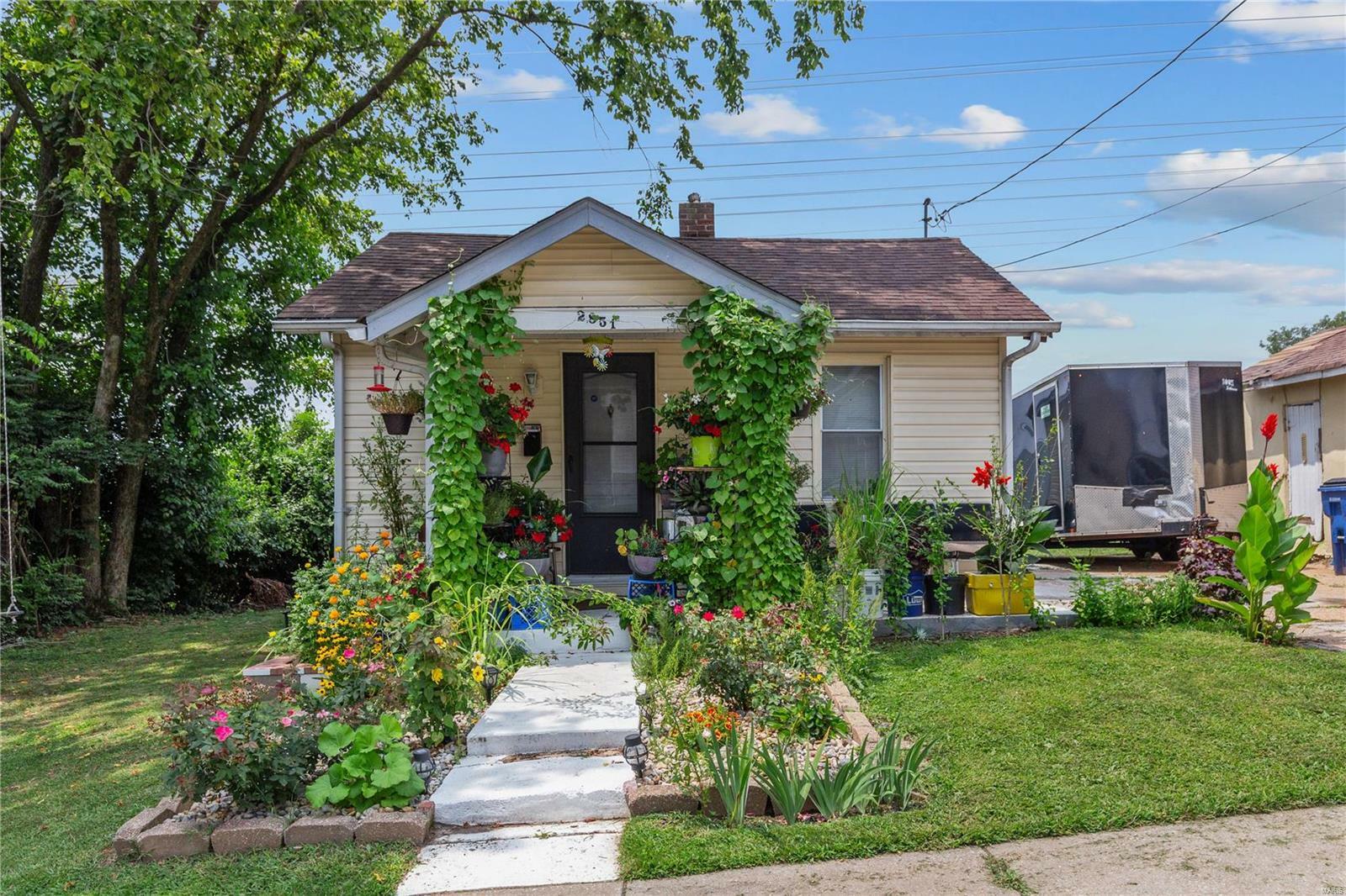 Property Photo:  2851 Wheaton Avenue  MO 63114 