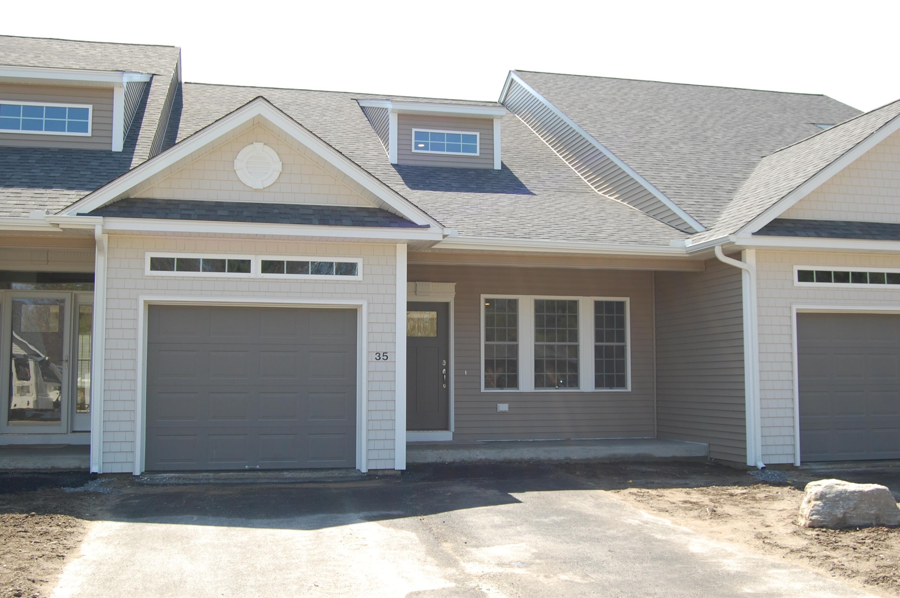 Property Photo: 35 Sheffield Way NH 03053