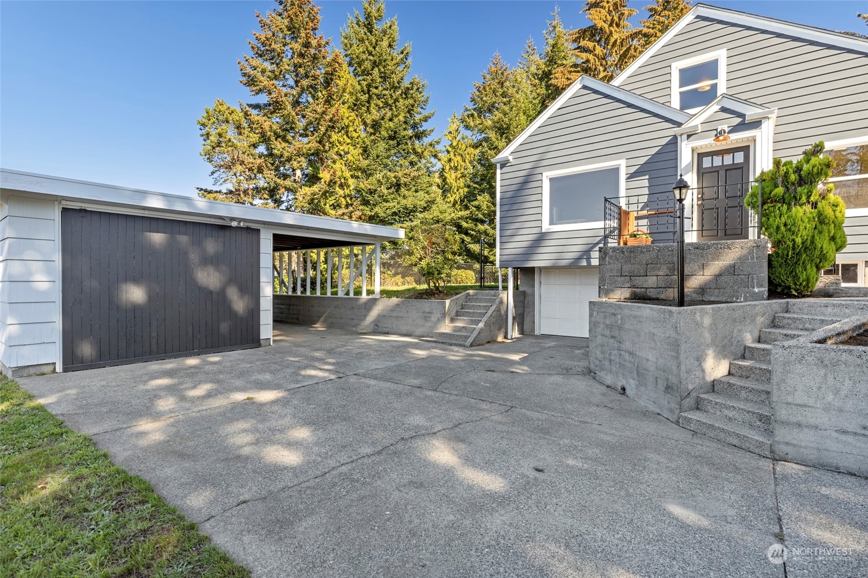 Property Photo:  7561  31st Street W  WA 98466 