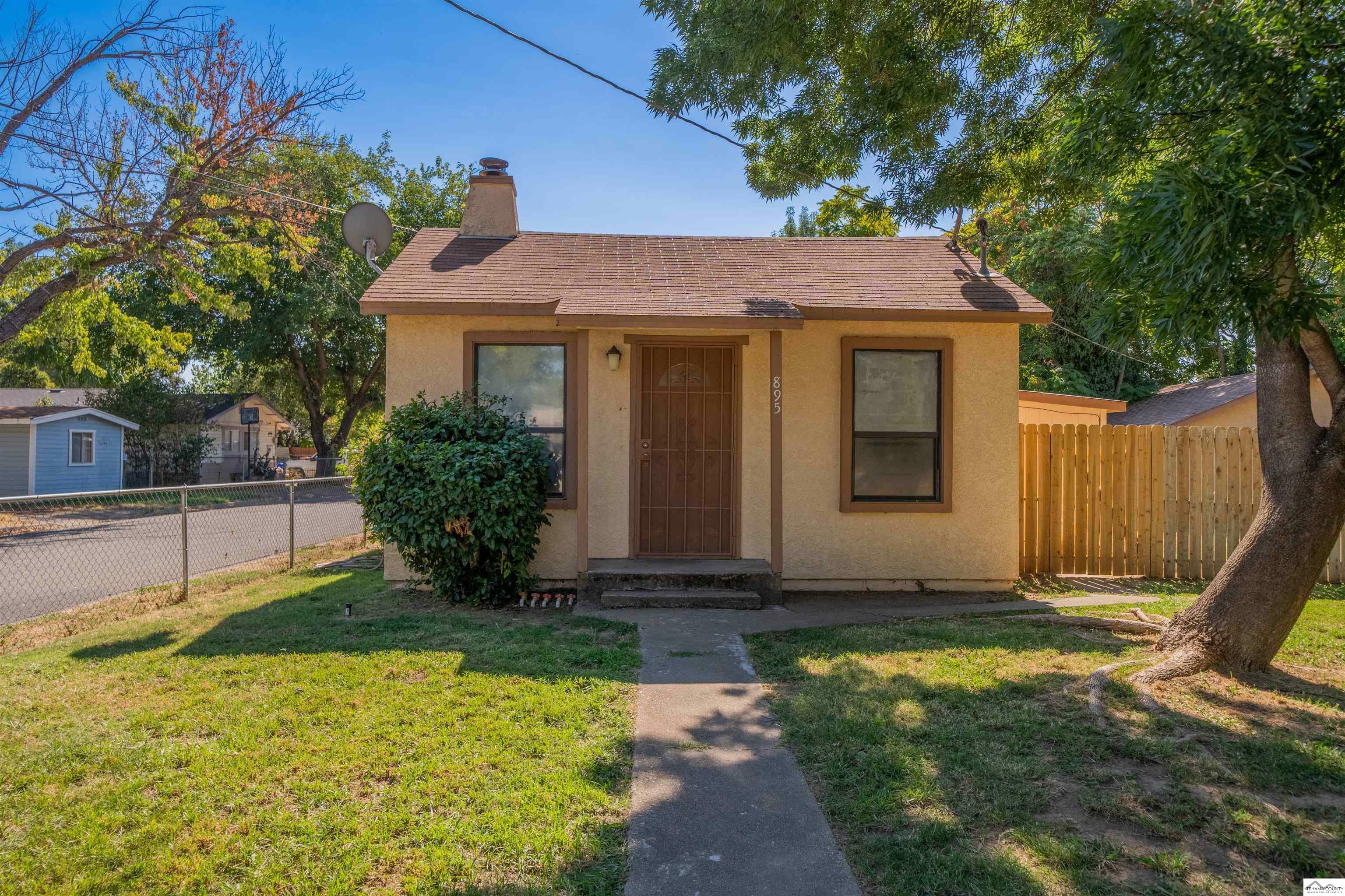 Property Photo:  895 Olive Street  CA 96080 