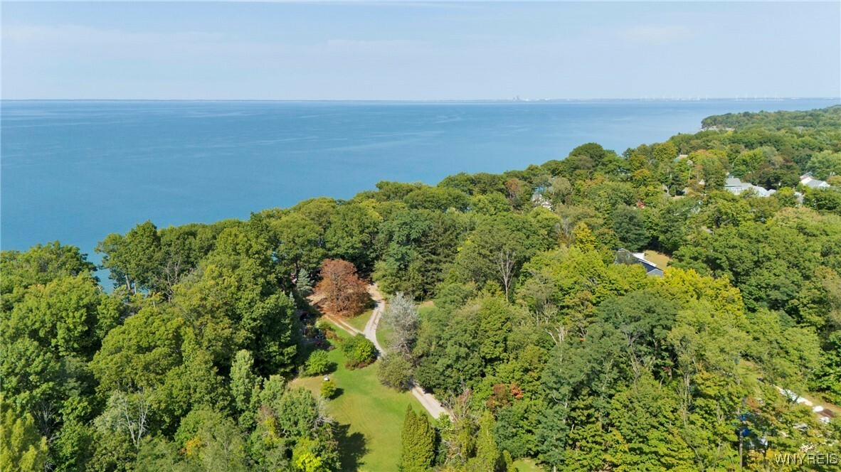 Property Photo:  6634 Lake Shore Road  NY 14047 