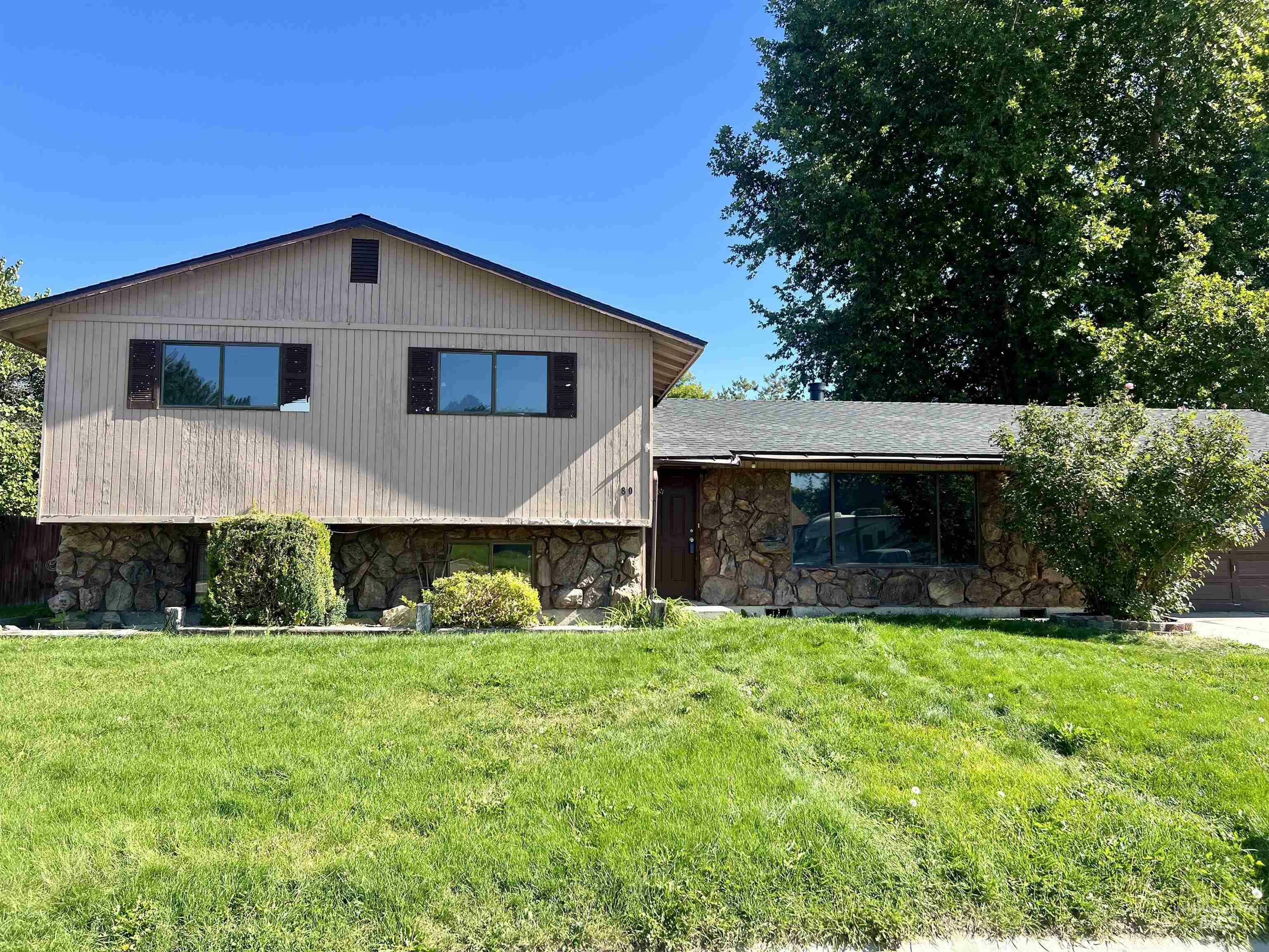 Property Photo:  80 N Boise St  ID 83651 