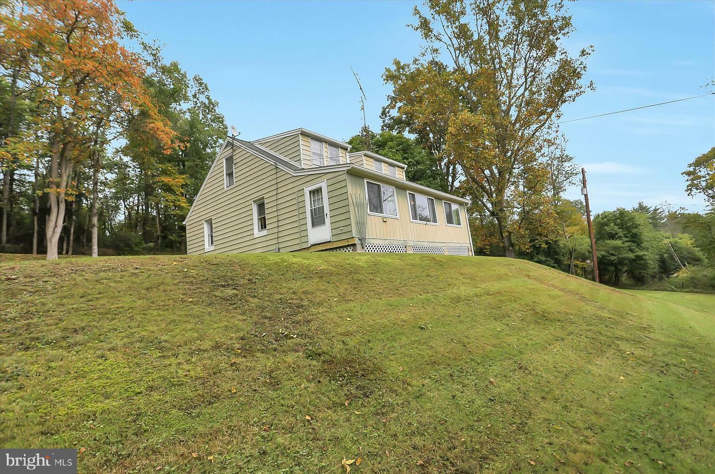 Property Photo:  32 Buffalo Creek Road  PA 17020 