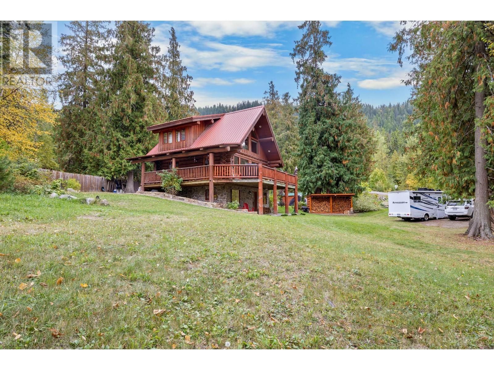 14296 Maia Lane  Gray Creek BC V0B 1S0 photo