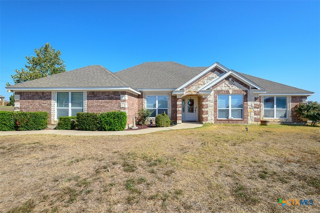 Property Photo:  130 Coleton Drive  TX 76522 