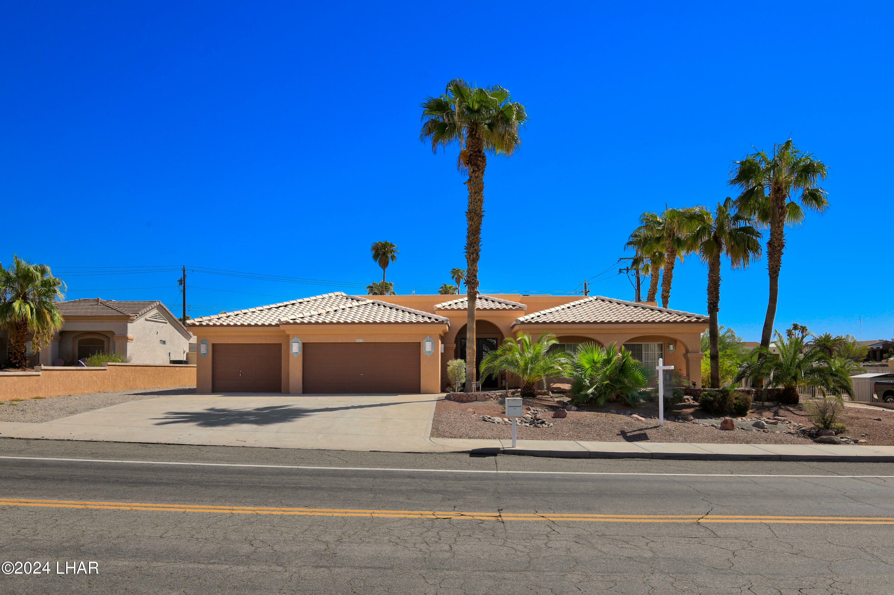 Property Photo:  2608 Jamaica Blvd  AZ 86406 