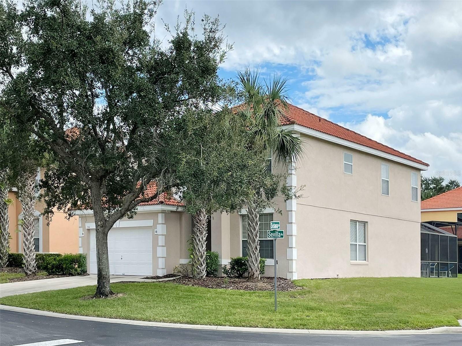 Property Photo:  256 Sevilla Avenue  FL 33897 