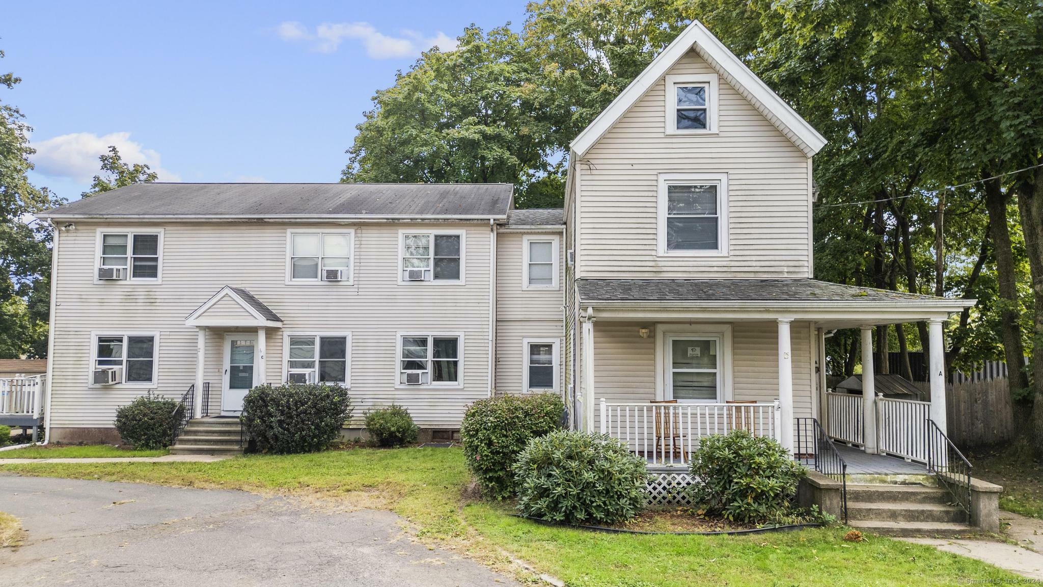 Property Photo:  5 Bassett Court  CT 06516 