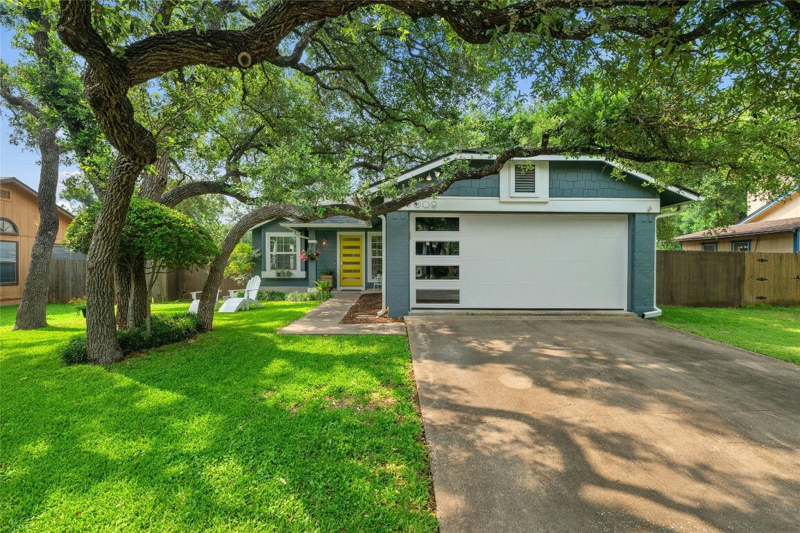 Property Photo:  7009 Riverton Drive  TX 78729 