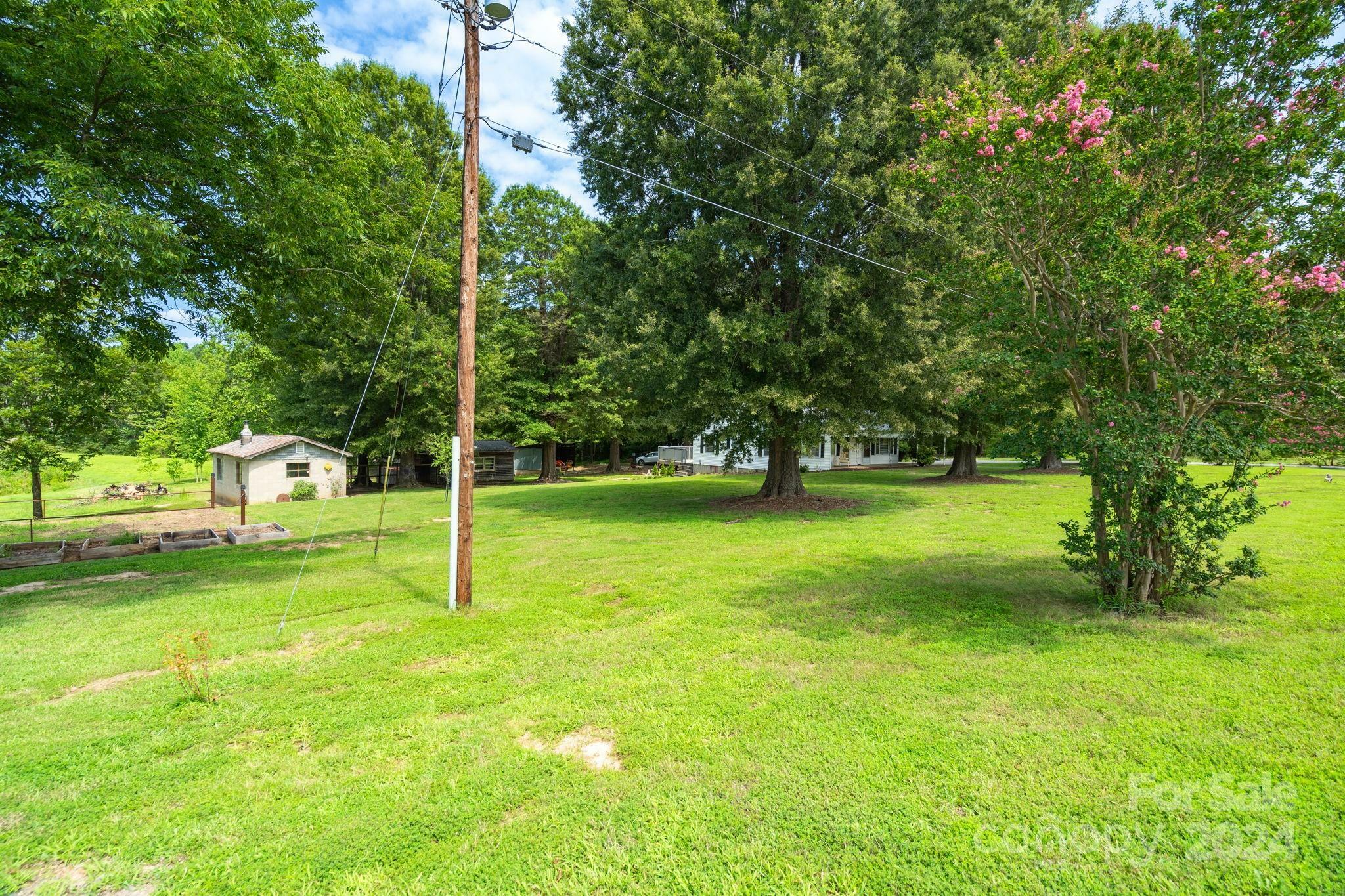 Property Photo:  1134 Jubilee Road  NC 27299 