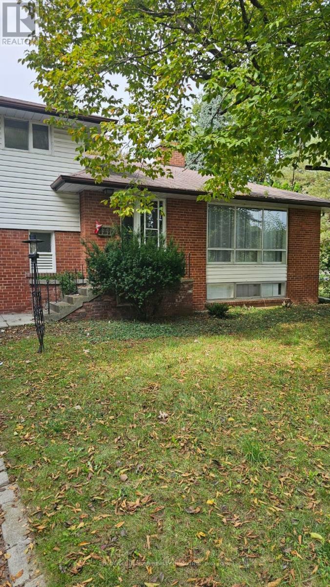 1373 Hixon Street  Oakville (Bronte East) ON L6L 1R9 photo