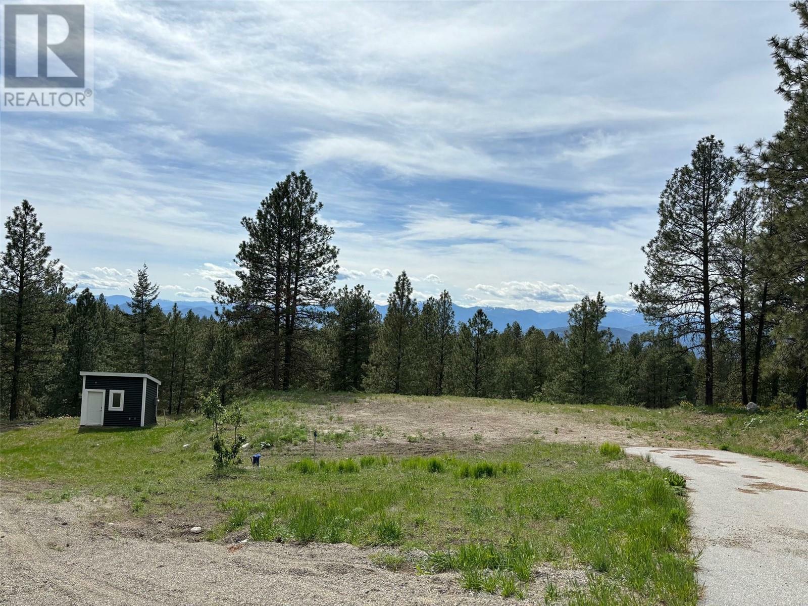 Property Photo:  100 Cougar Court  BC V0H 1V6 