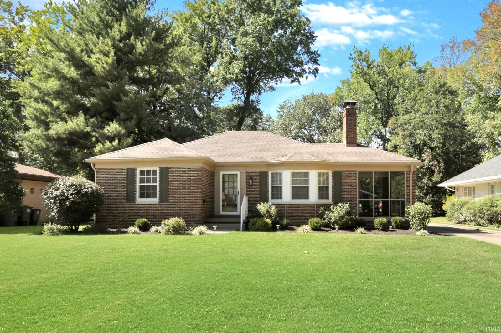 Property Photo: 509 S Boeke Road IN 47714