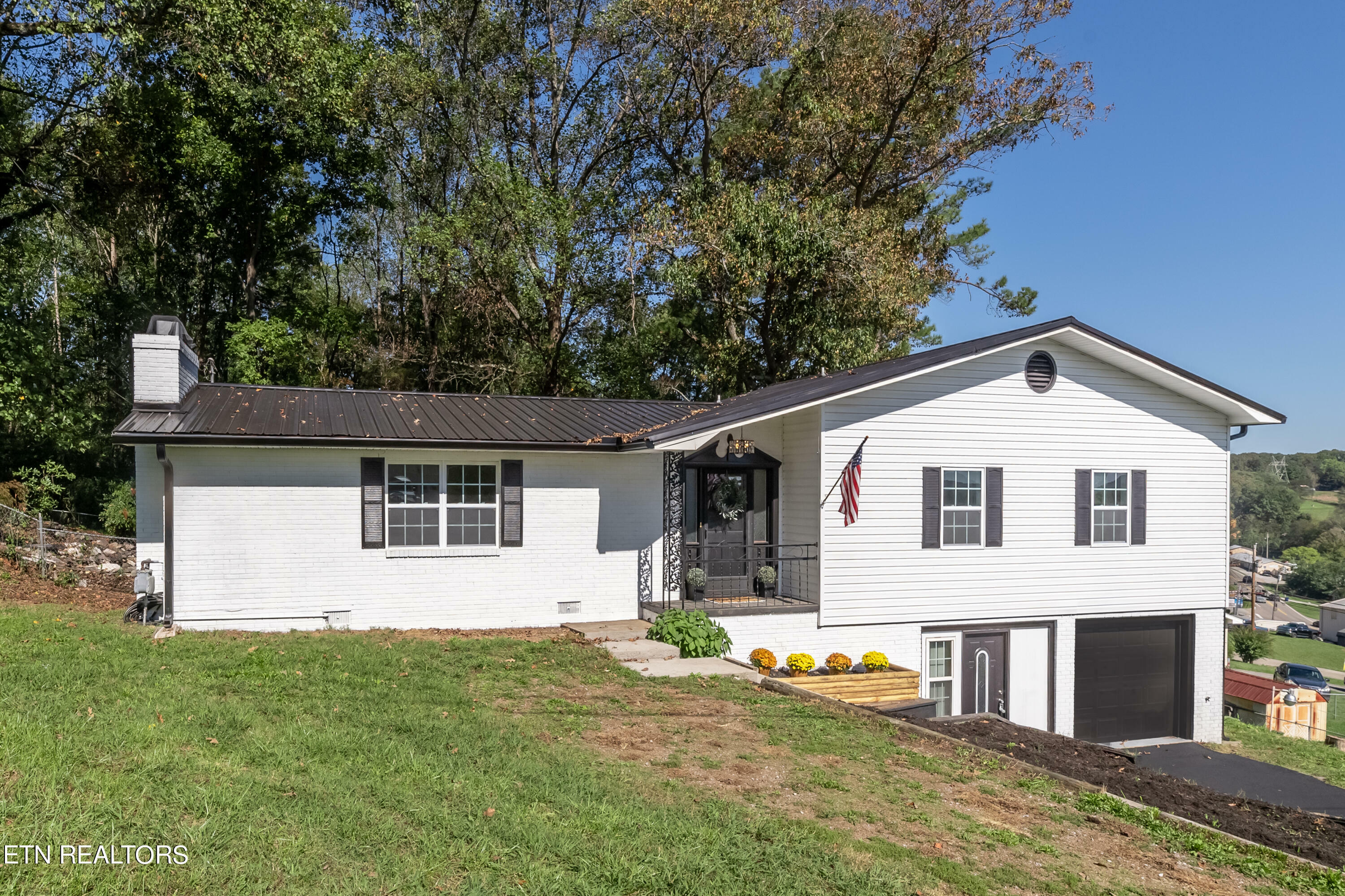 Property Photo:  1317 E 3rd Ave  TN 37772 