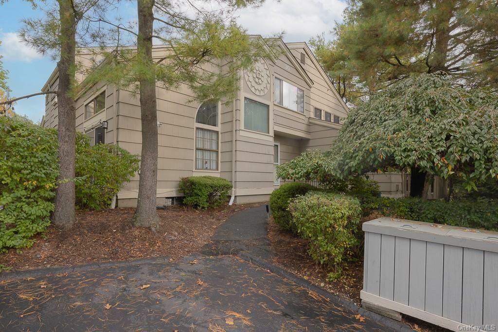 Property Photo:  162 Branchwood Lane  NY 10954 