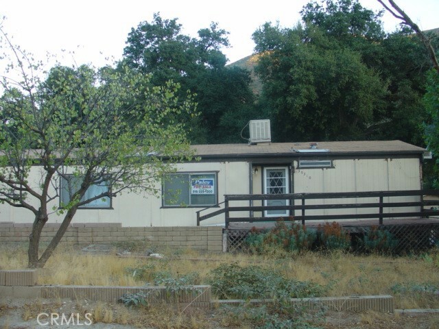 Property Photo:  39310 Calle Berro  CA 91390 