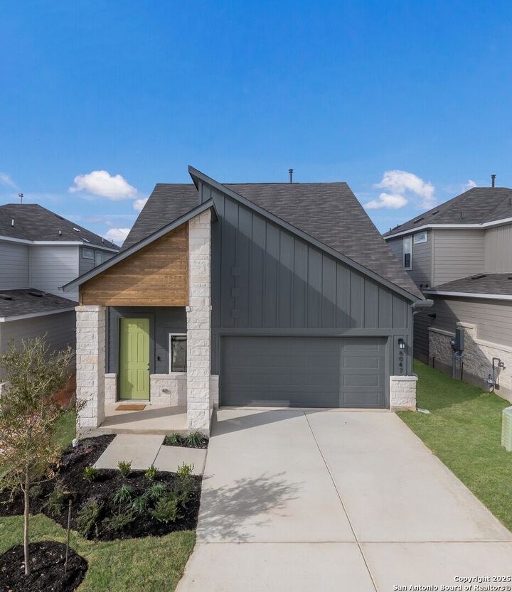 6047 Calgary Park  San Antonio TX 78233 photo