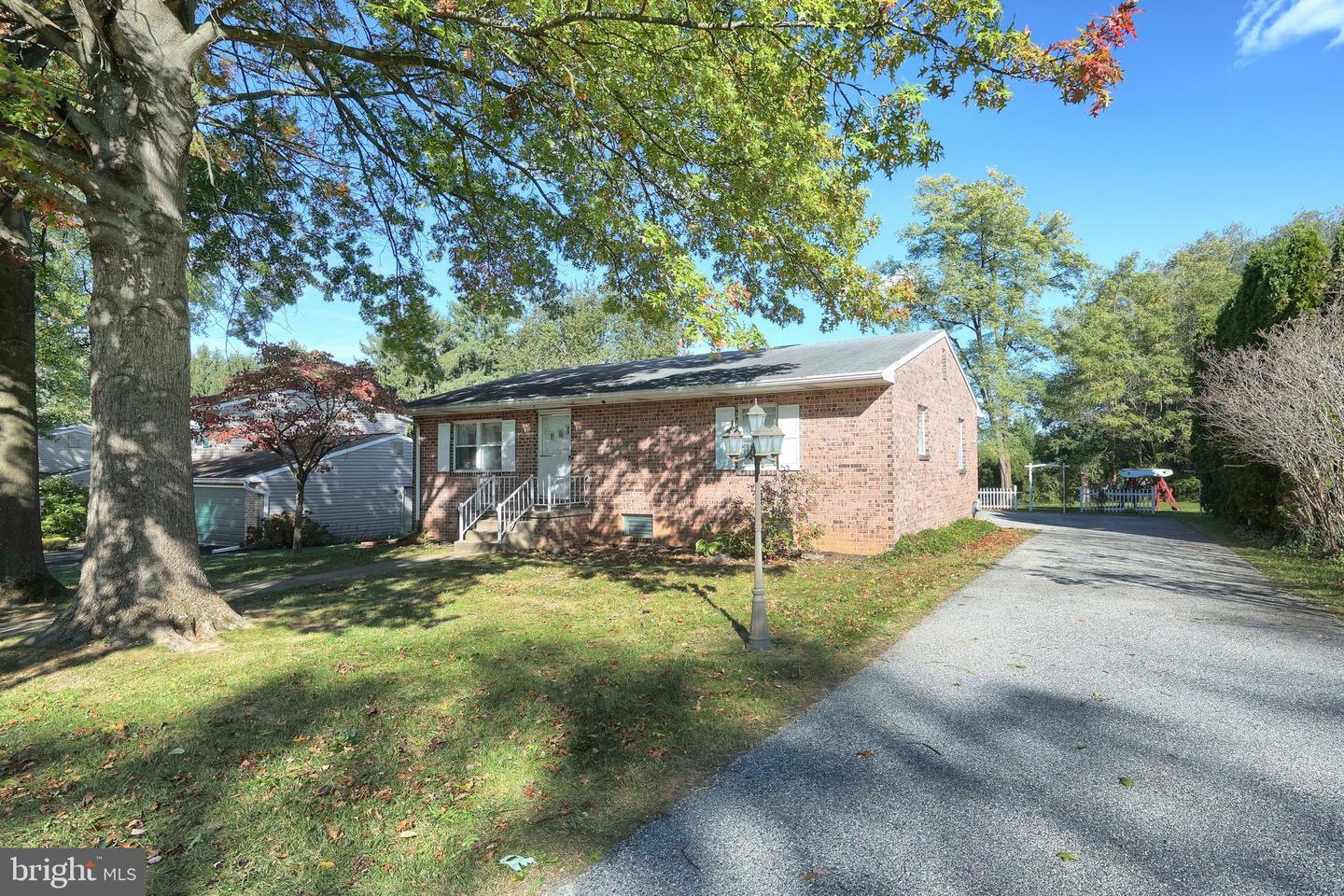 Property Photo:  3545 Cranmere Lane  PA 17402 