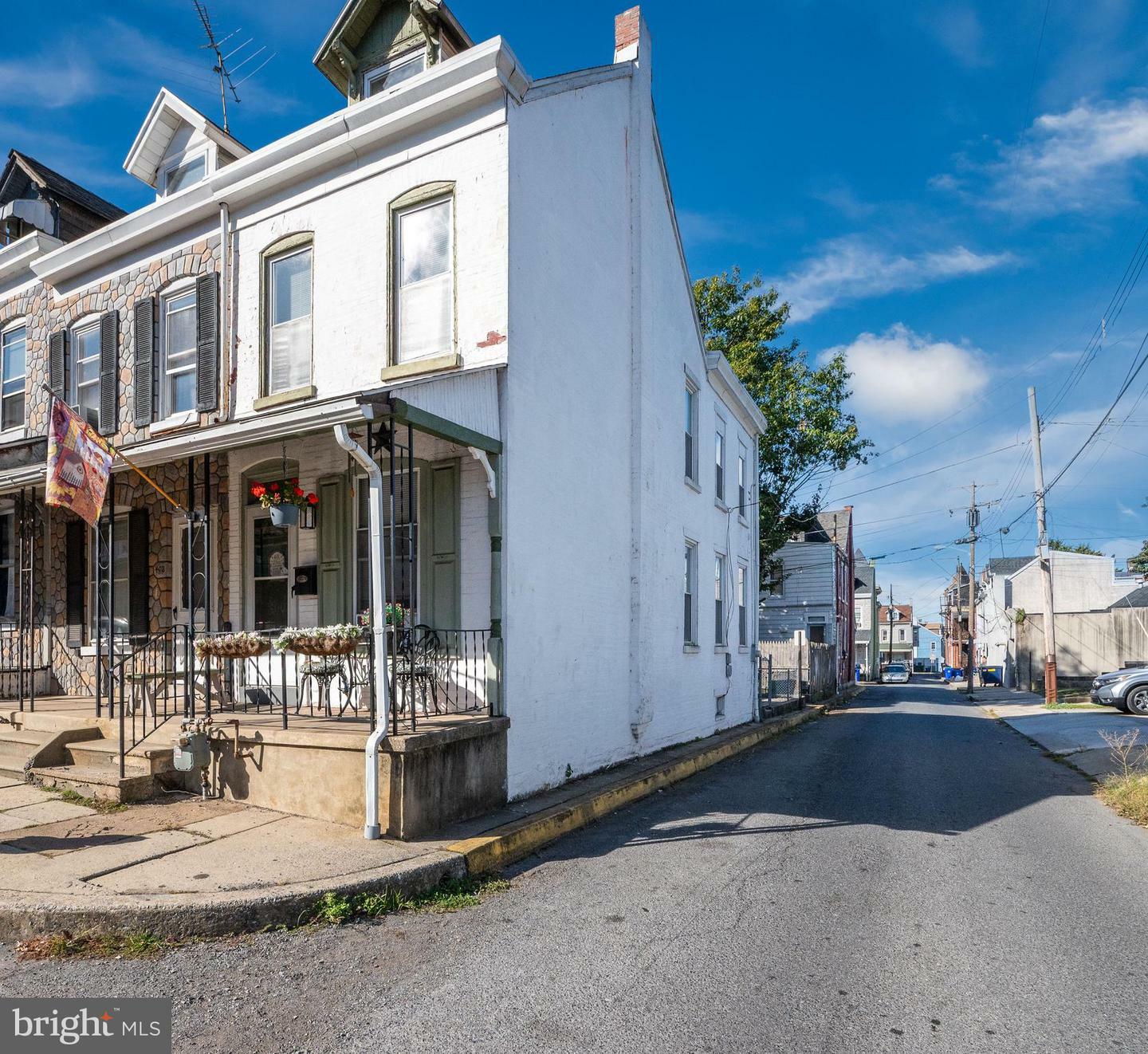 Property Photo:  400 Printz Street  PA 19606 