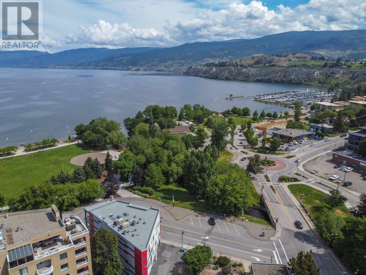 88 Lakeshore Drive  Penticton BC V2A 1B5 photo