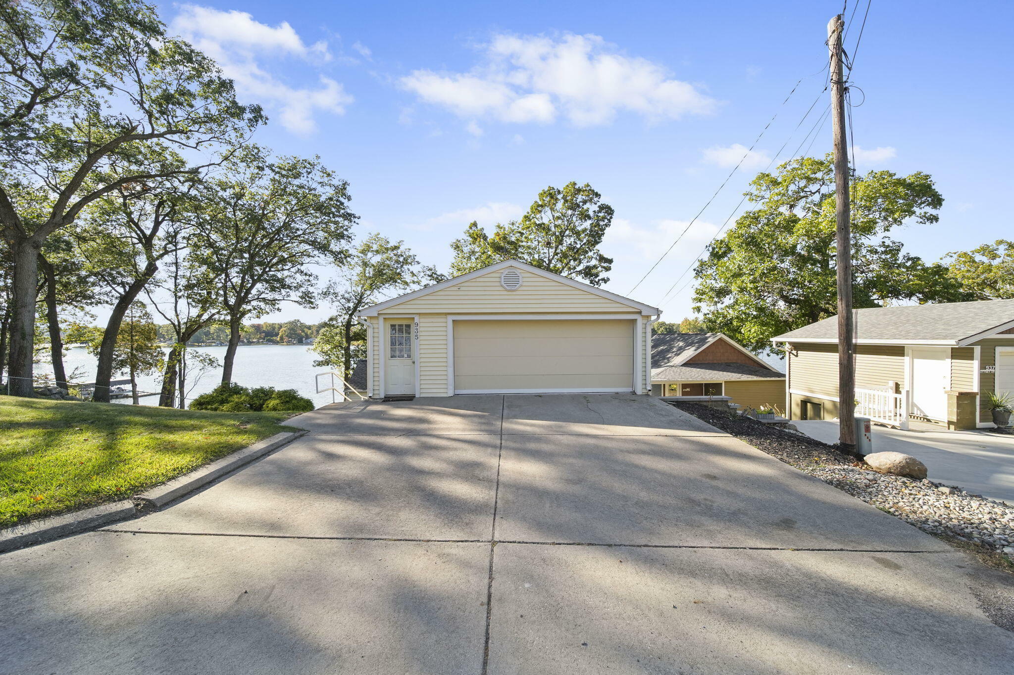 Property Photo:  935 Otney Drive  MI 49201 